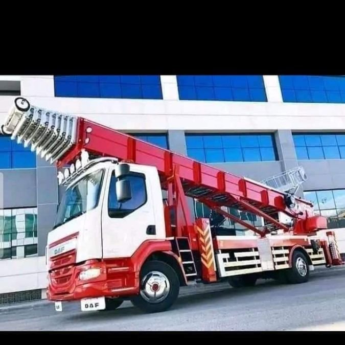 إزاي تختار من بين شركات نقل الاثاث بالمقطم؟ دليل عملي قبل ما تحجز 5 ونش رفع الاثاث بالمقطم - كيان موفرز